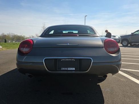 Used 2003 Ford Thunderbird image 15