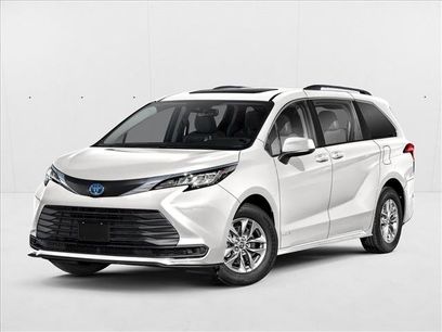 Used 2022 Toyota Sienna LE