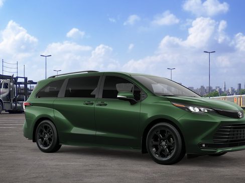 New 2026 Toyota Sienna XLE Woodland Edition AWD/4WD image 14