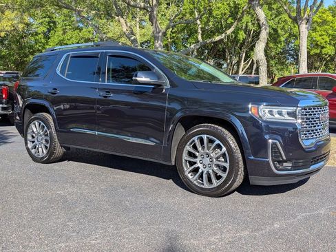 Used 2021 GMC Acadia Denali w/ Denali Ultimate Package AWD/4WD image 2
