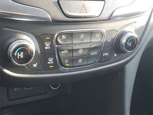 Certified 2021 Chevrolet Equinox LT image 27