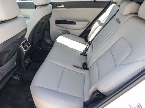 Used 2020 Kia Sportage EX FWD image 17