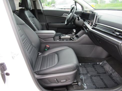 Used 2023 Kia Sportage SX FWD image 10