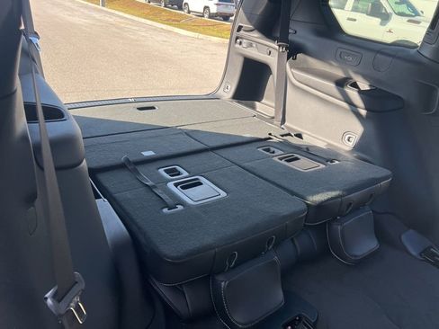 Certified 2025 Jeep Grand Cherokee L Altitude image 46