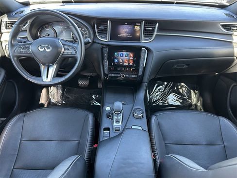Certified 2022 INFINITI QX50 Luxe w/ Appearance Package image 17