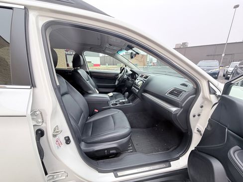 Used 2015 Subaru Outback 2.5i Limited image 11