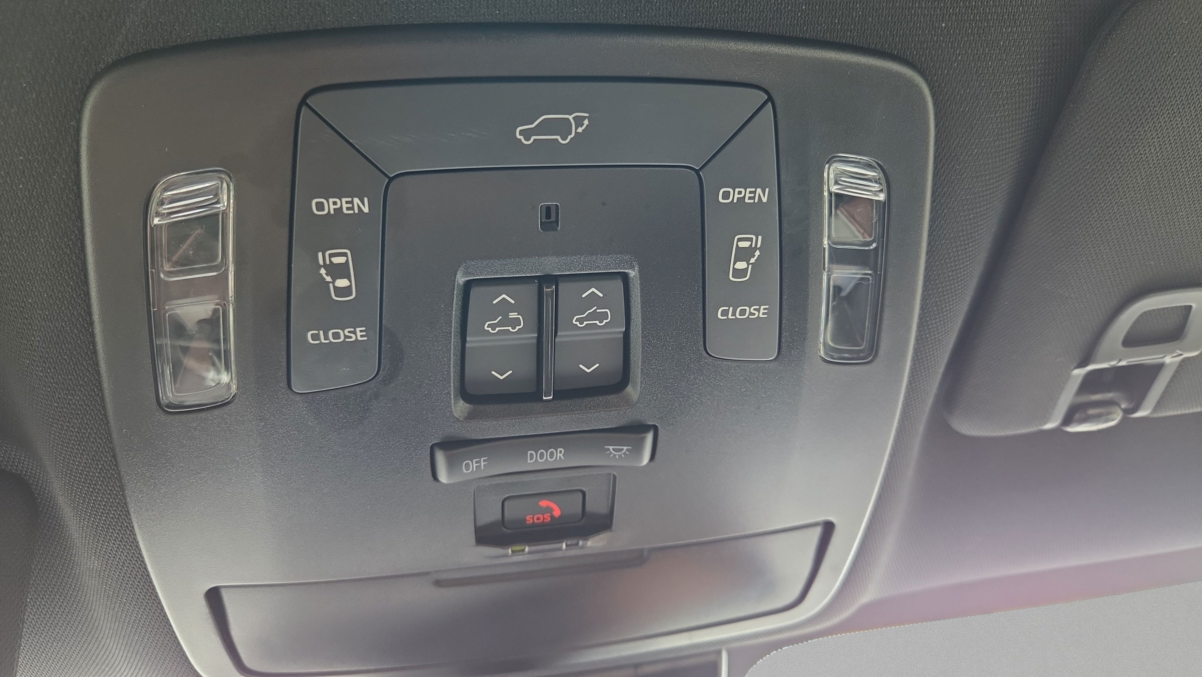 Certified 2026 Toyota Sienna Limited AWD/4WD image 34