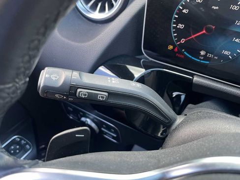 Used 2021 Mercedes-Benz GLA 250 4MATIC image 44