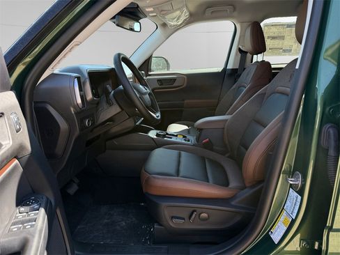 New 2025 Ford Bronco Sport Outer Banks image 13