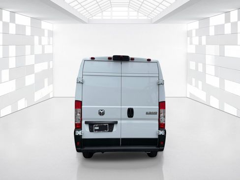 Used 2026 RAM ProMaster 2500 w/ Convenience Group FWD image 6