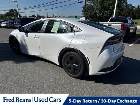 Used 2024 Toyota Prius Prime FWD image 16