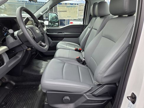 New 2024 Ford F350 XL w/ XL Chrome Package RWD image 29