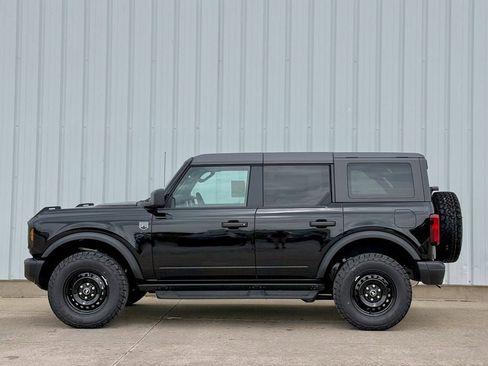 New 2026 Ford Bronco Big Bend w/ Black Diamond Package AWD/4WD image 3
