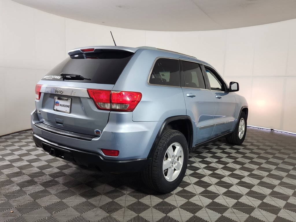 Used 2012 Jeep Grand Cherokee Laredo w/ Laredo E Group AWD/4WD image 8