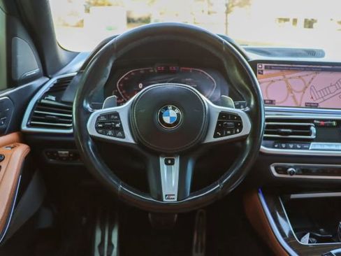 Used 2019 BMW X5 xDrive50i w/ M Sport Package image 28