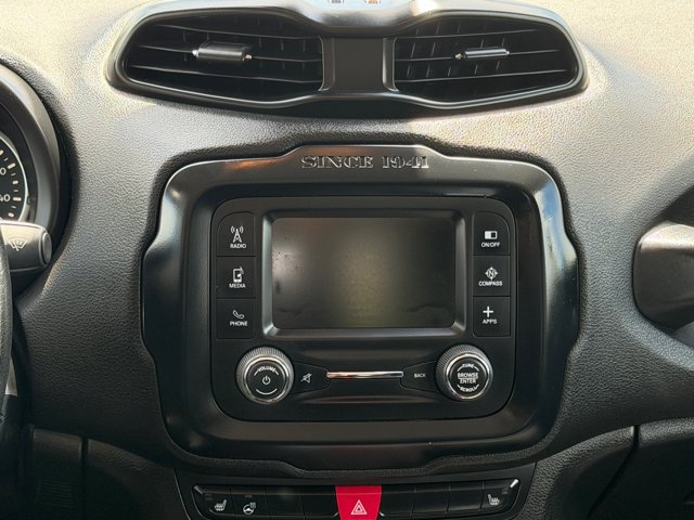 Used 2017 Jeep Renegade Trailhawk w/ Cold Weather Group II AWD/4WD image 24