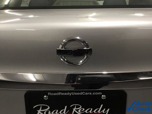 Used 2016 Nissan Sentra SV FWD image 13