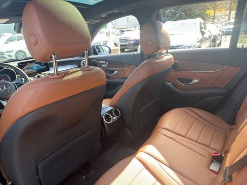 Used 2022 Mercedes-Benz GLC 300 4MATIC image 26