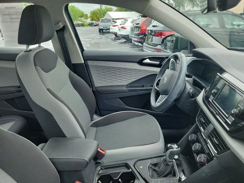 Used 2024 Volkswagen Taos S image 3