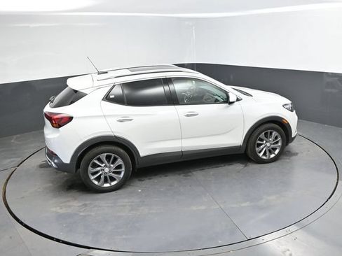 Used 2023 Buick Encore GX Essence w/ Experience Buick Package FWD image 36