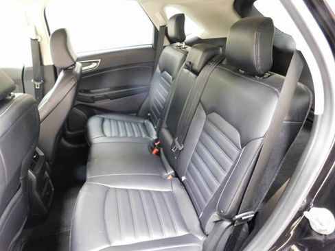 Used 2024 Ford Edge SEL image 10