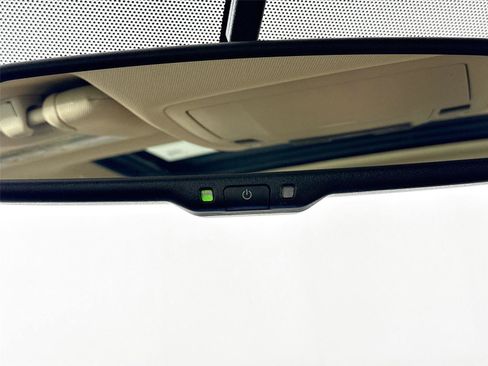 Used 2016 Toyota Highlander Limited FWD image 23