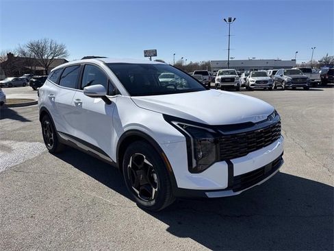 New 2026 Kia Sportage EX image 1