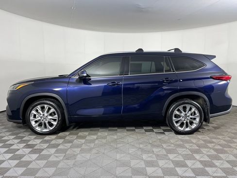 Used 2021 Toyota Highlander Limited image 9