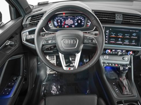 Certified 2025 Audi Q3 2.0T Premium Plus w/ Premium Plus Package AWD/4WD image 11