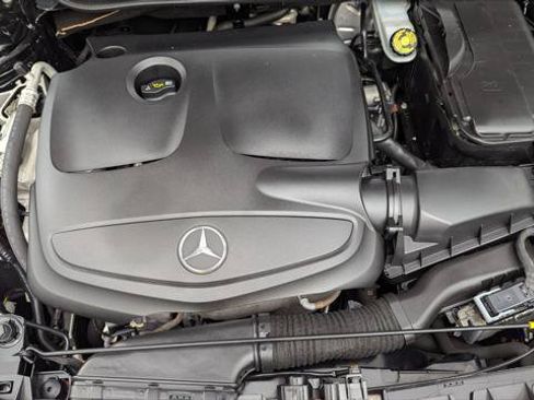 Used 2018 Mercedes-Benz CLA 250 image 28