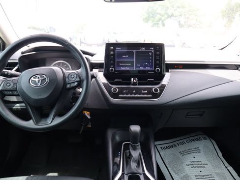 Used 2022 Toyota Corolla LE FWD image 21