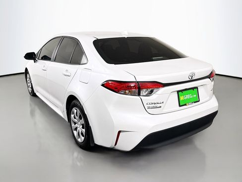 Used 2025 Toyota Corolla LE image 7