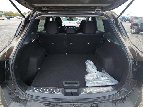 Used 2026 Nissan Kicks SV w/ Illumination Package image 14