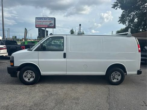 Used 2020 Chevrolet Express 2500 w/ Driver Convenience Package RWD image 8