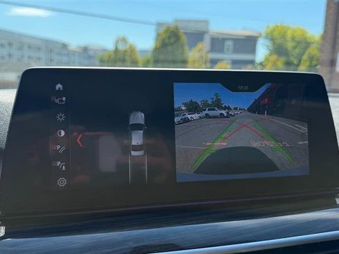 Used 2017 BMW 530i RWD image 36