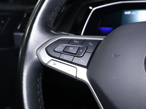 Used 2022 Volkswagen Jetta SE w/ Panoramic Sunroof Package image 19