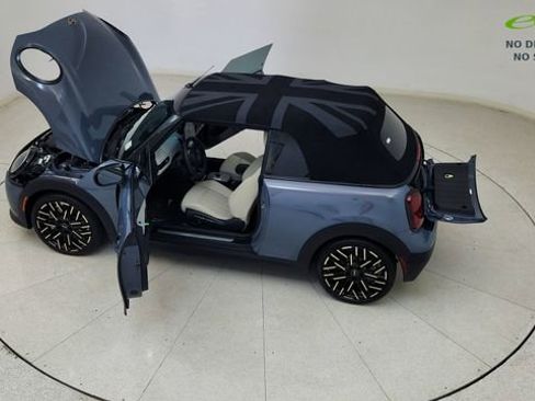 Used 2025 MINI Cooper S FWD image 76