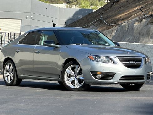 Used 2011 Saab 9-5 Turbo4 Premium FWD image 2