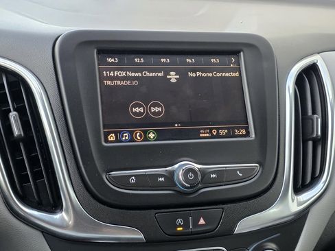 Used 2022 Chevrolet Equinox LS w/ LS Convenience Package image 15