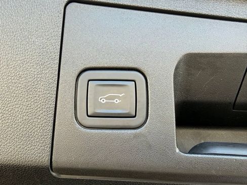 Used 2023 Cadillac XT4 Premium Luxury w/ Cold Weather Package FWD image 40