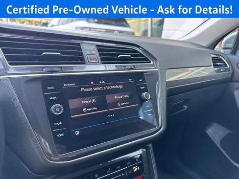 Certified 2022 Volkswagen Tiguan SE AWD/4WD image 12