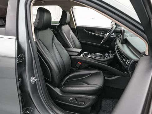 Used 2023 Lincoln Nautilus AWD image 20