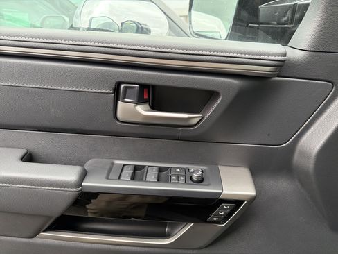 New 2026 Toyota Tundra Limited AWD/4WD image 17