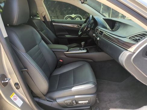 Used 2017 Lexus GS 350 RWD image 25