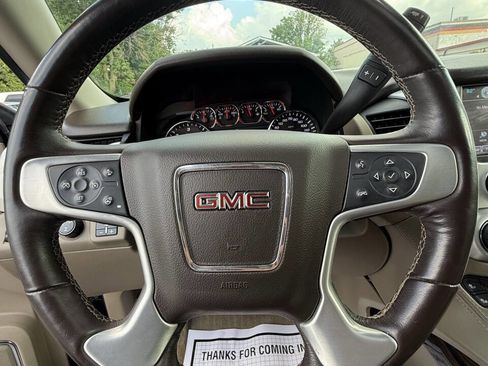 Used 2018 GMC Yukon SLT AWD/4WD image 15