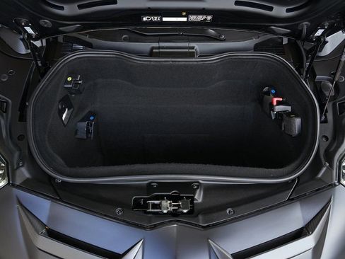 Used 2021 Lamborghini Aventador SVJ image 27