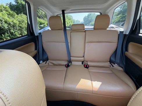 Used 2014 Subaru Forester 2.5i Premium AWD/4WD image 11
