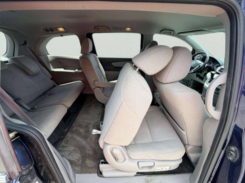 Used 2015 Honda Odyssey LX image 25
