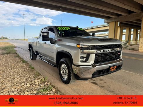 Used 2023 Chevrolet Silverado 3500 LT AWD/4WD image 1