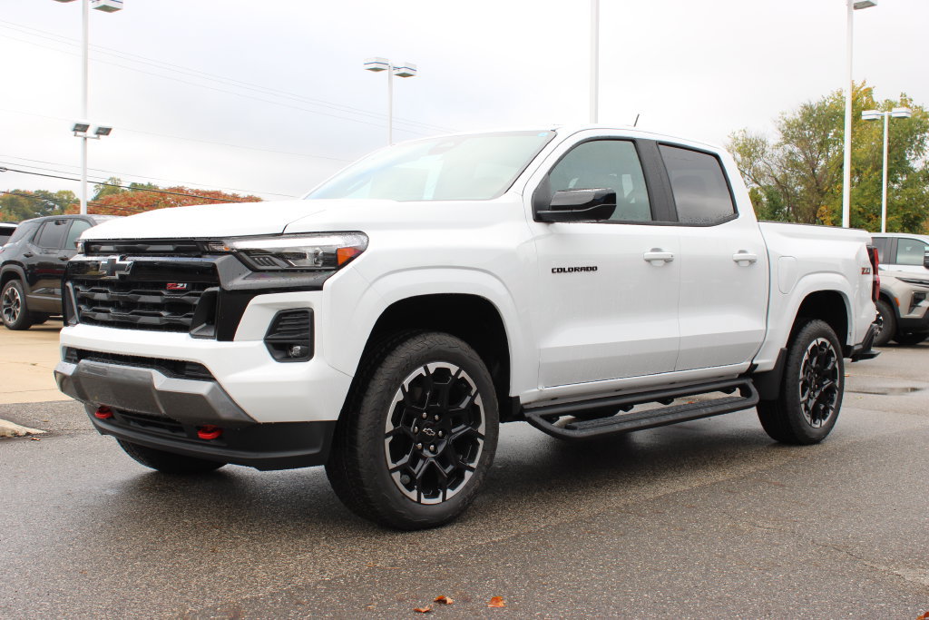 New 2026 Chevrolet Colorado Z71 w/ Technology Package AWD/4WD image 8